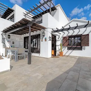 Playa Bastián 2 Habs, 2 Baños Y Súper Terraza , Costa Teguise España